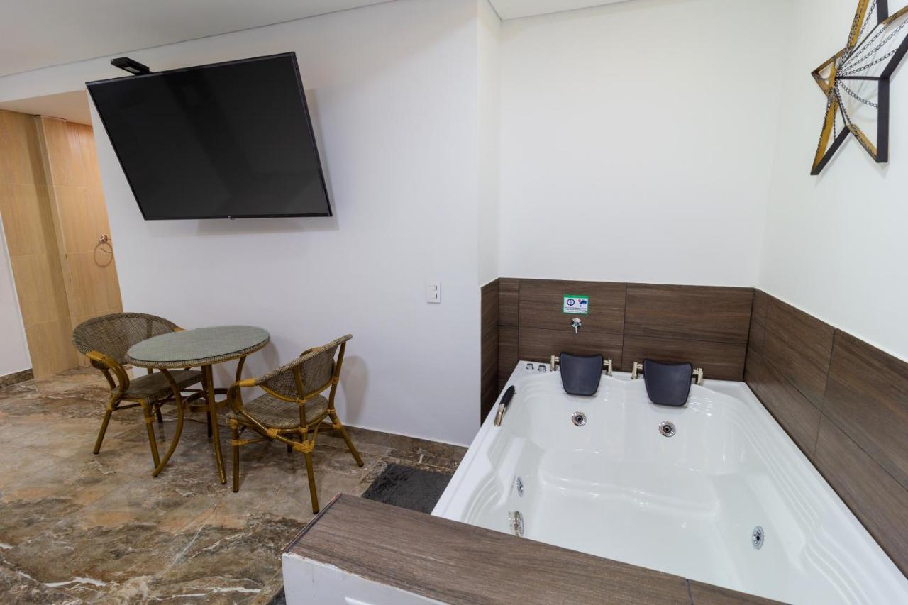 Hotel 0Asis De La Colina Boutique 吉拉尔多特 外观 照片